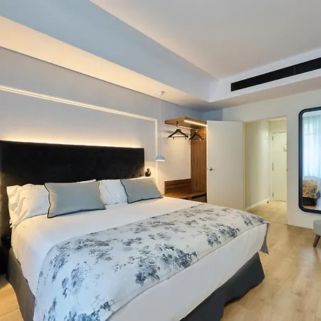 Hotel Catalonia El Pilar