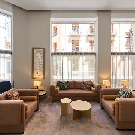 Catalonia El Pilar 4*