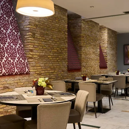 Hotel Catalonia El Pilar