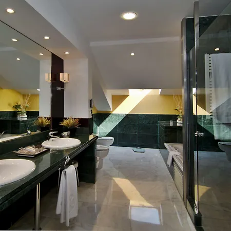 Catalonia El Pilar Hotel 4*