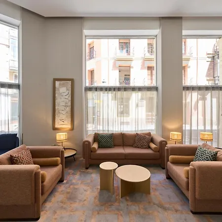 Hotel Catalonia El Pilar 4*