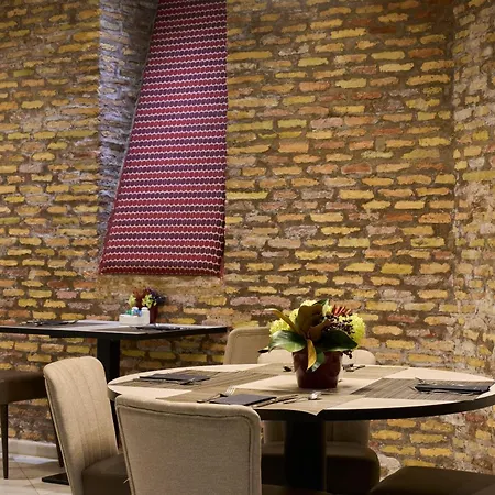 Otel Catalonia El Pilar 4*