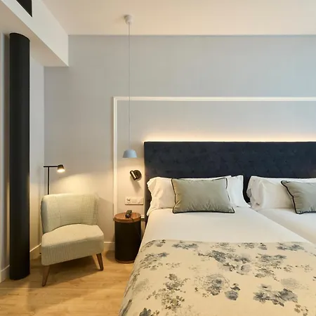 Hotel Catalonia El Pilar