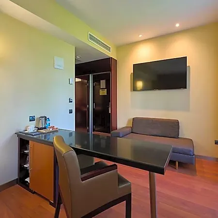 Hotel Catalonia El Pilar