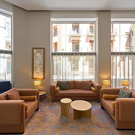 Hotel Catalonia El Pilar