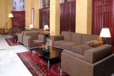 Catalonia El Pilar فندق 4*