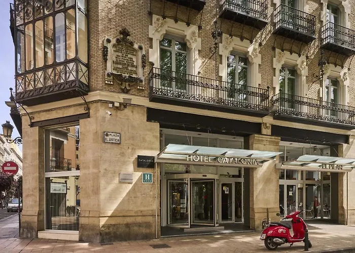 Ξενοδοχείο Catalonia El Pilar 4*