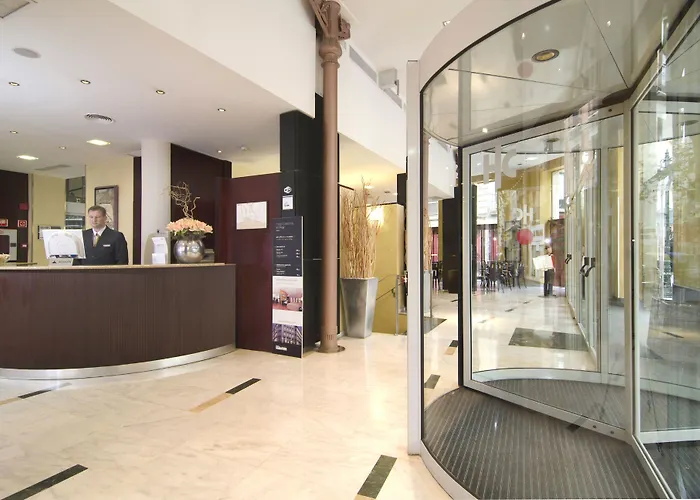 Ξενοδοχείο Catalonia El Pilar