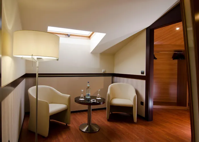 カタロニア エル ピラール 4* サラゴサ