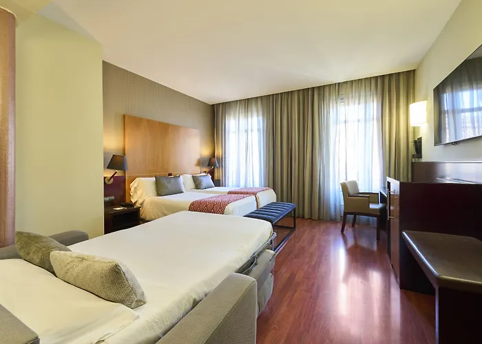 カタロニア エル ピラール ホテル 4*