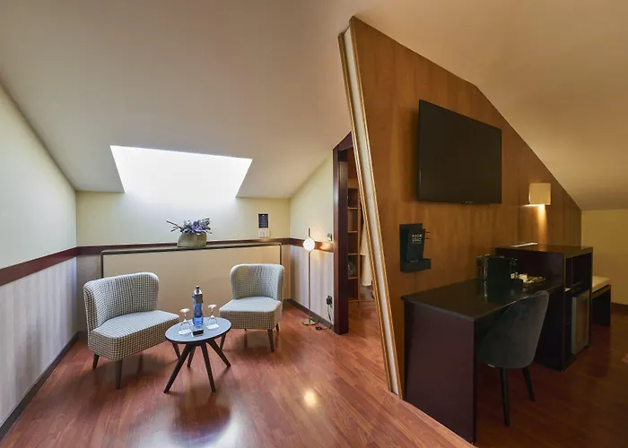 カタロニア エル ピラール ホテル 4*