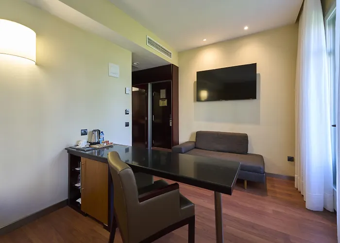 Hotel Catalonia El Pilar